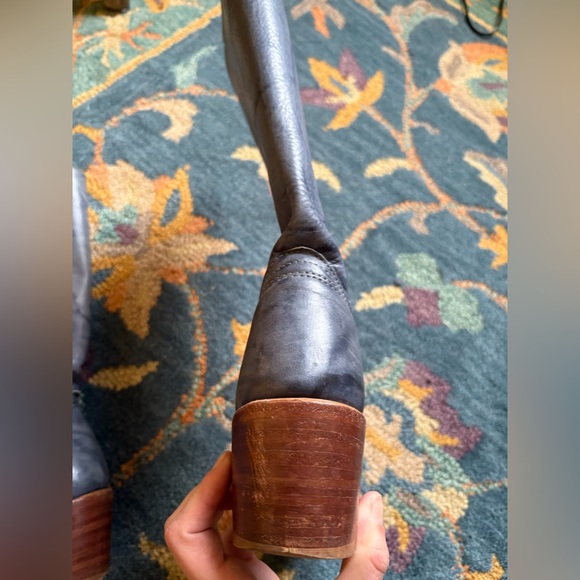 FRYE CAMPUS BOOT DISTRESSED BLUE - Picture 8 of 12